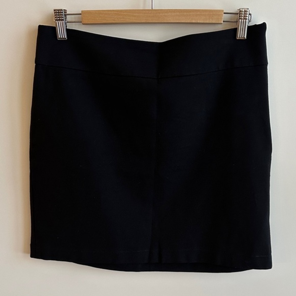 Banana Republic Black Ponte Skirt